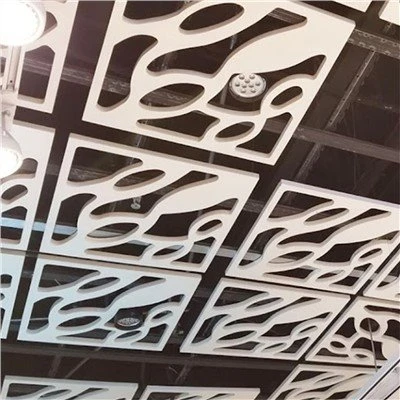 Plafoane personalizate din aluminiu